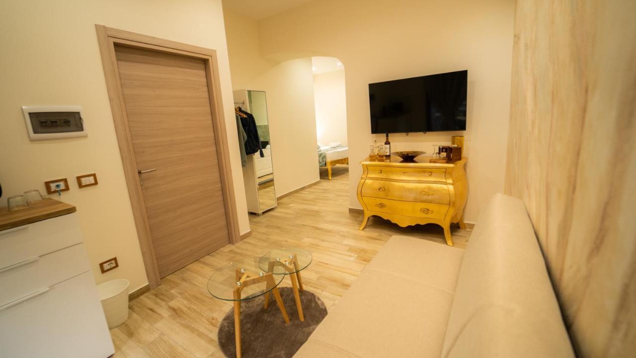 Sensoria Naxos Suites Джардини-Наксос Экстерьер фото