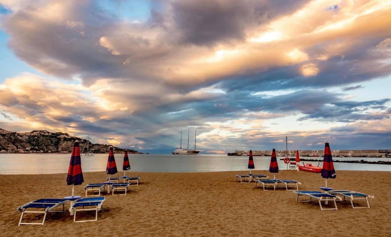 Sensoria Naxos Suites Джардини-Наксос Экстерьер фото